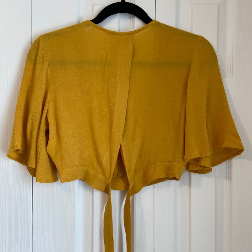 Pull&Bear Open-Back Crepe Crop Top– Size Small - Picture 6 of 9